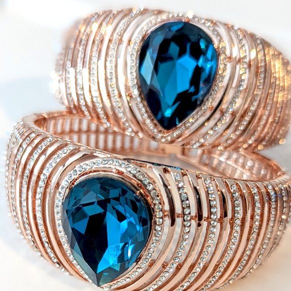 Rose Gold Plated Blue Crystal Opulence Bracelet - Picture 9 of 10